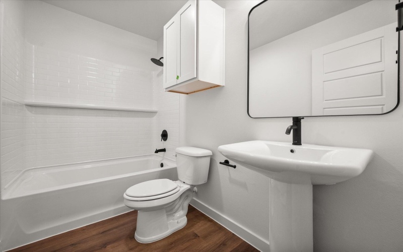 1612 N Clinton Avenue, Lubbock, TX 79416, 2 Bedrooms Bedrooms, ,2 BathroomsBathrooms,Residential,For Sale,1612 N Clinton Avenue,0,202562219