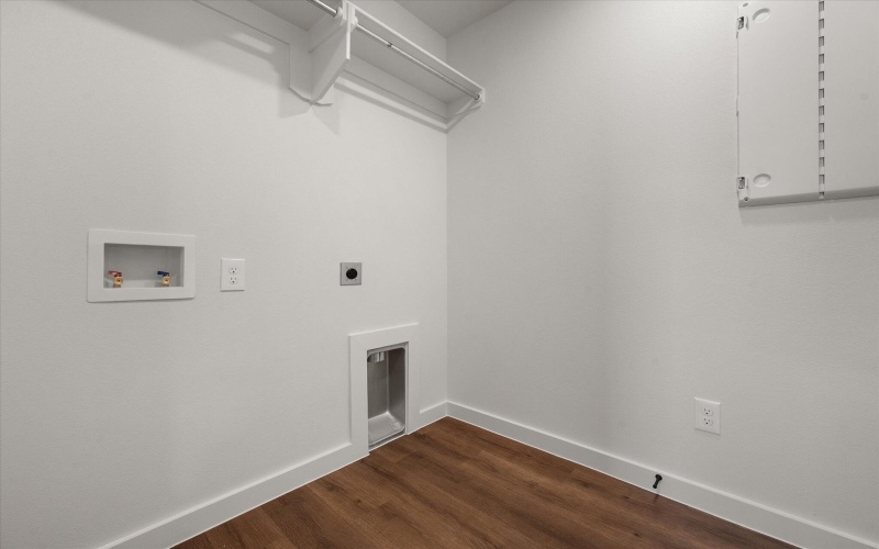 1612 N Clinton Avenue, Lubbock, TX 79416, 2 Bedrooms Bedrooms, ,2 BathroomsBathrooms,Residential,For Sale,1612 N Clinton Avenue,0,202562219