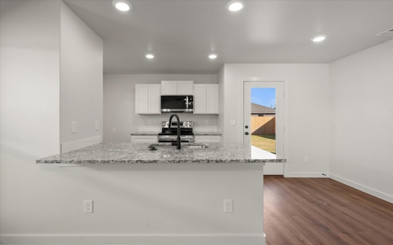 1612 N Clinton Avenue, Lubbock, TX 79416, 2 Bedrooms Bedrooms, ,2 BathroomsBathrooms,Residential,For Sale,1612 N Clinton Avenue,0,202562219