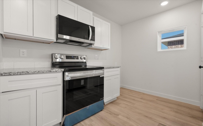 1611 N Clinton Avenue, Lubbock, TX 79416, 2 Habitaciones Habitaciones , ,2 BañosBaños,Residential,En Venta,1611 N Clinton Avenue,0,202562221