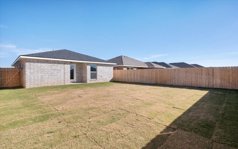 1611 N Clinton Avenue, Lubbock, TX 79416, 2 Habitaciones Habitaciones , ,2 BañosBaños,Residential,En Venta,1611 N Clinton Avenue,0,202562221