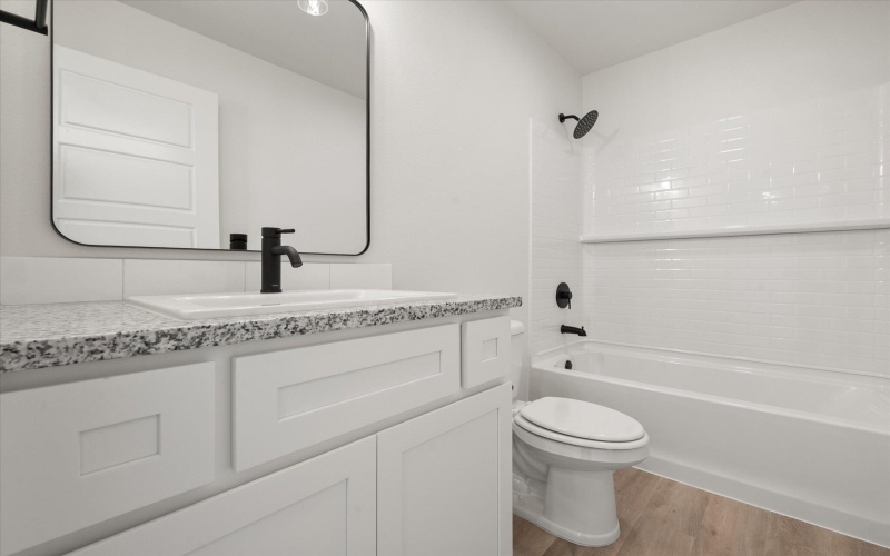 1611 N Clinton Avenue, Lubbock, TX 79416, 2 Habitaciones Habitaciones , ,2 BañosBaños,Residential,En Venta,1611 N Clinton Avenue,0,202562221