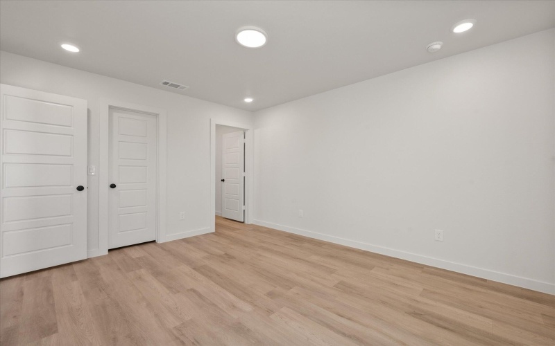 1611 N Clinton Avenue, Lubbock, TX 79416, 2 Habitaciones Habitaciones , ,2 BañosBaños,Residential,En Venta,1611 N Clinton Avenue,0,202562221