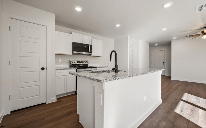 1607 N Clinton Avenue, Lubbock, TX 79416, 3 Bedrooms Bedrooms, ,2 BathroomsBathrooms,Residential,For Sale,1607 N Clinton Avenue,0,202562222