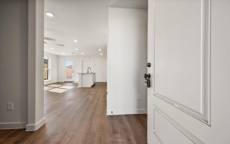 1607 N Clinton Avenue, Lubbock, TX 79416, 3 Bedrooms Bedrooms, ,2 BathroomsBathrooms,Residential,For Sale,1607 N Clinton Avenue,0,202562222