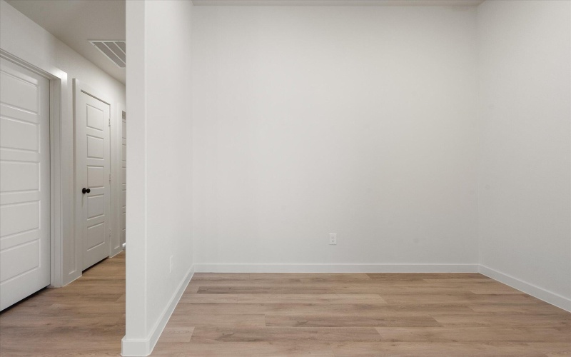 1605 N Clinton Avenue, Lubbock, TX 79416, 3 Bedrooms Bedrooms, ,2 BathroomsBathrooms,Residential,For Sale,1605 N Clinton Avenue,0,202562223