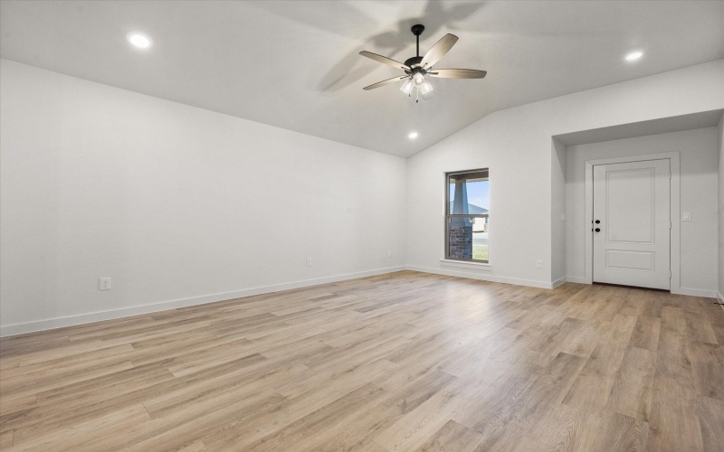 1605 N Clinton Avenue, Lubbock, TX 79416, 3 Bedrooms Bedrooms, ,2 BathroomsBathrooms,Residential,For Sale,1605 N Clinton Avenue,0,202562223