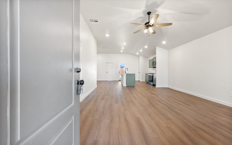 2614 Garland Avenue, Lubbock, TX 79407, 3 Habitaciones Habitaciones , ,2 BañosBaños,Residential,En Venta,2614 Garland Avenue,0,202562224