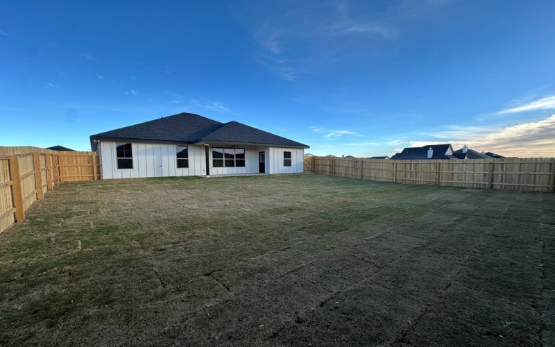 3137 Maplewood Dr, San Angelo, TX 76904, 4 Bedrooms Bedrooms, ,2 BathroomsBathrooms,Residential,For Sale,3137 Maplewood Dr,0,129500