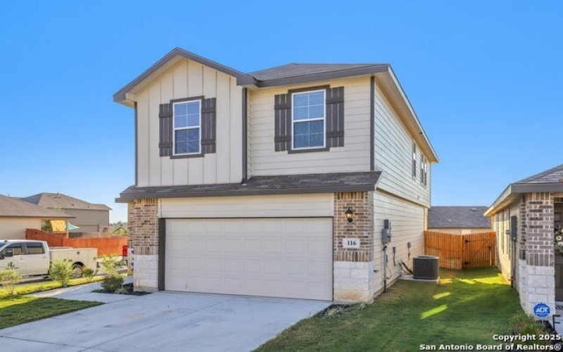 116 Middle Green, Floresville, TX 78114, 4 Bedrooms Bedrooms, ,2 BathroomsBathrooms,Residential,For Sale,116 Middle Green,0,1917764
