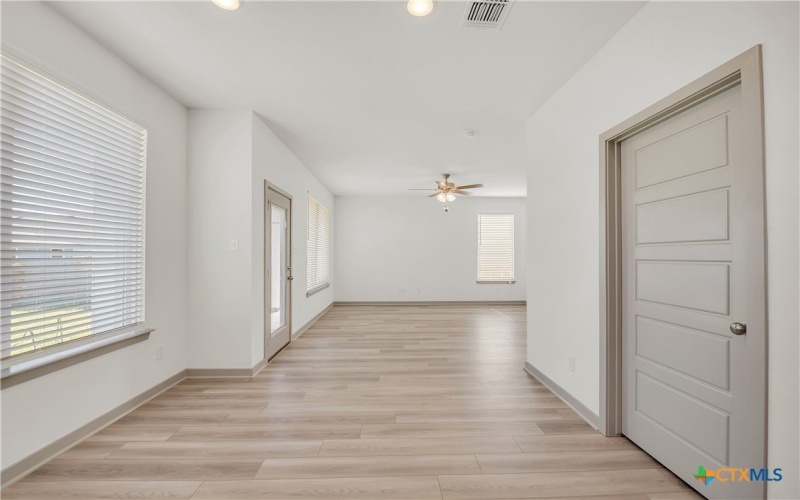 10018 Cauthon Cove, Killeen, TX 76542, 3 Habitaciones Habitaciones , ,2 BañosBaños,Residential,En Venta,10018 Cauthon Cove,0,559740