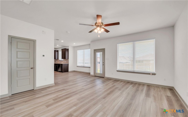 10018 Cauthon Cove, Killeen, TX 76542, 3 Habitaciones Habitaciones , ,2 BañosBaños,Residential,En Venta,10018 Cauthon Cove,0,559740