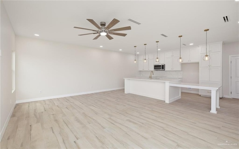 2505 E Solar Drive, Mission, TX 78574, 3 Bedrooms Bedrooms, ,3 BathroomsBathrooms,Residential,For Sale,2505 E Solar Drive,467992