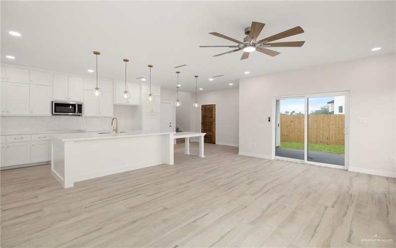 2505 E Solar Drive, Mission, TX 78574, 3 Bedrooms Bedrooms, ,3 BathroomsBathrooms,Residential,For Sale,2505 E Solar Drive,467992