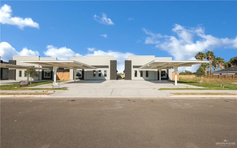 913 13th Street, Alamo, TX 78589, ,Residential Multi Family,En Venta,913 13th Street,0,484201