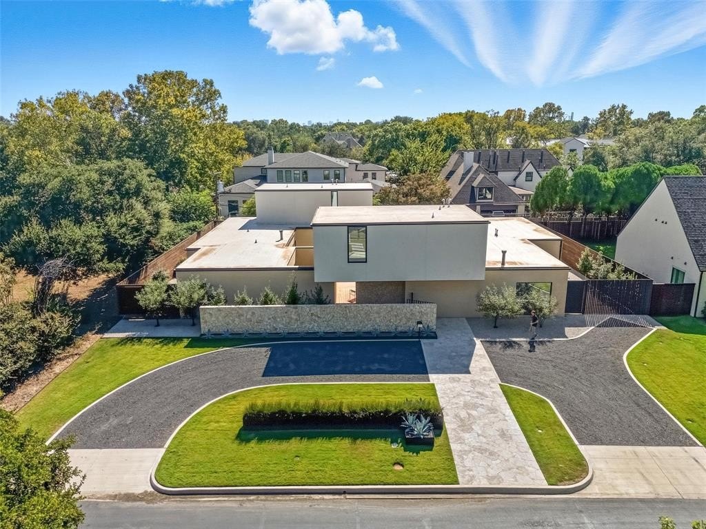 5820 Northmoor Drive, Dallas, TX 75230, 5 Bedrooms Bedrooms, ,7 BathroomsBathrooms,Residential,For Sale,5820 Northmoor Drive,0,21088577