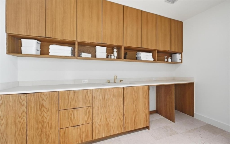 5820 Northmoor Drive, Dallas, TX 75230, 5 Habitaciones Habitaciones , ,7 BañosBaños,Residential,En Venta,5820 Northmoor Drive,0,21088577