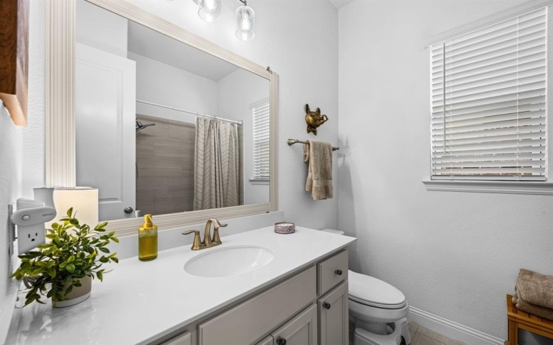 1714 Gem Drive, Rockwall, TX 75087, 4 Habitaciones Habitaciones , ,3 BañosBaños,Residential,En Venta,1714 Gem Drive,0,21088871