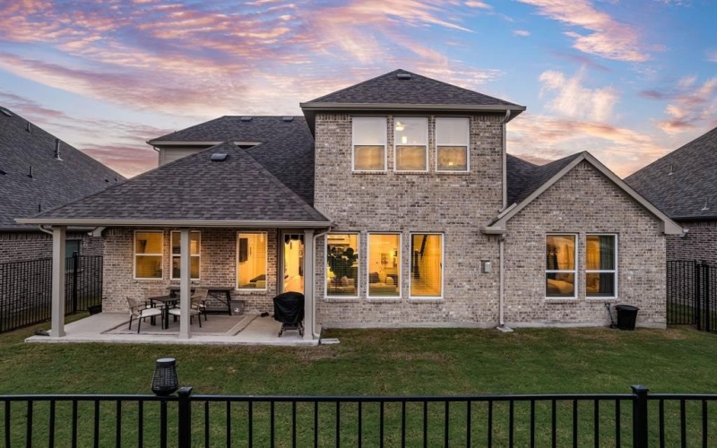 1714 Gem Drive, Rockwall, TX 75087, 4 Habitaciones Habitaciones , ,3 BañosBaños,Residential,En Venta,1714 Gem Drive,0,21088871