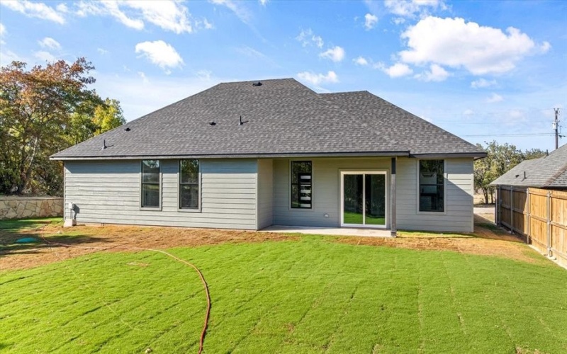2317 Neches Street, Granbury, TX 76048, 4 Habitaciones Habitaciones , ,2 BañosBaños,Residential,En Venta,2317 Neches Street,0,21089900
