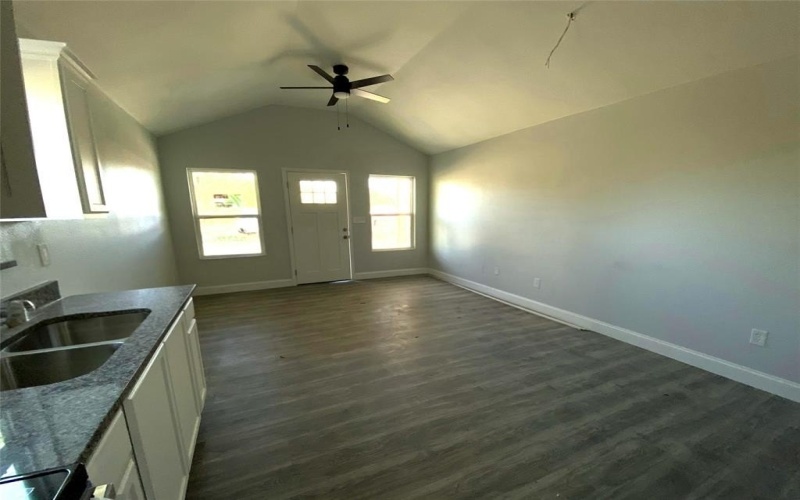 167 Clear Ridge Drive, Bridgeport, TX 76426, 1 Dormitorio Habitaciones , ,1 BañoBaños,Residential,En Venta,167 Clear Ridge Drive,0,21091396