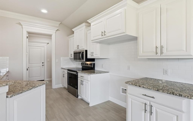 724 Raylan Street, Springtown, TX 76082, 3 Bedrooms Bedrooms, ,2 BathroomsBathrooms,Residential,For Sale,724 Raylan Street,0,21091407