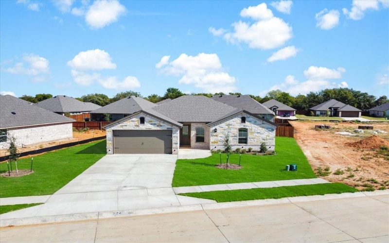724 Raylan Street, Springtown, TX 76082, 3 Bedrooms Bedrooms, ,2 BathroomsBathrooms,Residential,For Sale,724 Raylan Street,0,21091407