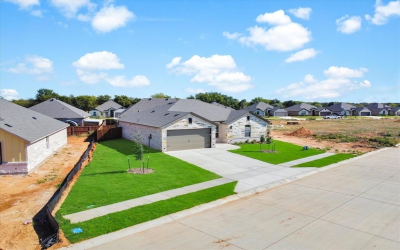 724 Raylan Street, Springtown, TX 76082, 3 Bedrooms Bedrooms, ,2 BathroomsBathrooms,Residential,For Sale,724 Raylan Street,0,21091407