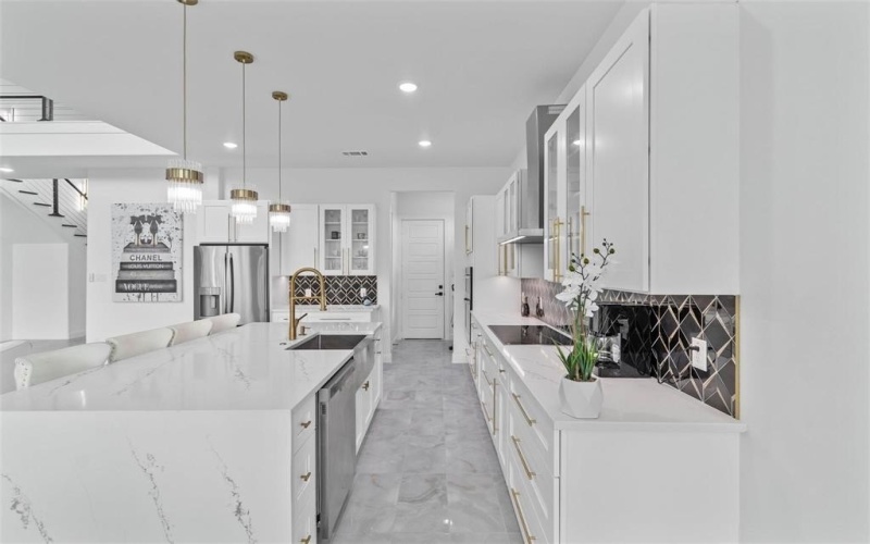 3620 Quail Lane, Arlington, TX 76016, 4 Bedrooms Bedrooms, ,5 BathroomsBathrooms,Residential,For Sale,3620 Quail Lane,0,21093882
