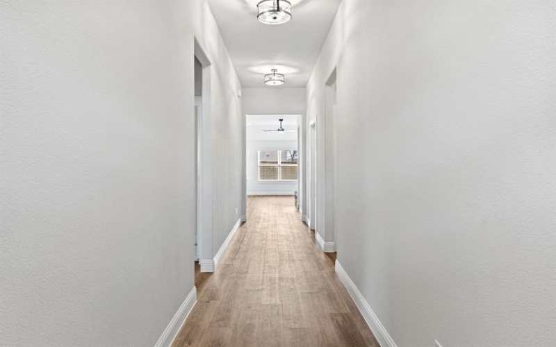 102 Maverick Trail, Valley View, TX 76272, 4 Habitaciones Habitaciones , ,2 BañosBaños,Residential,En Venta,102 Maverick Trail,0,21094161