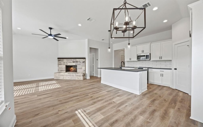 102 Maverick Trail, Valley View, TX 76272, 4 Habitaciones Habitaciones , ,2 BañosBaños,Residential,En Venta,102 Maverick Trail,0,21094161