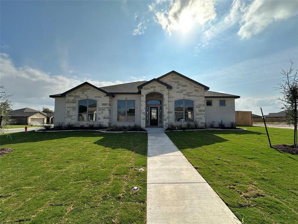 202 Lasso Loop, Lorena, TX 76655, 4 Habitaciones Habitaciones , ,2 BañosBaños,Residential,En Venta,202 Lasso Loop,0,21094667