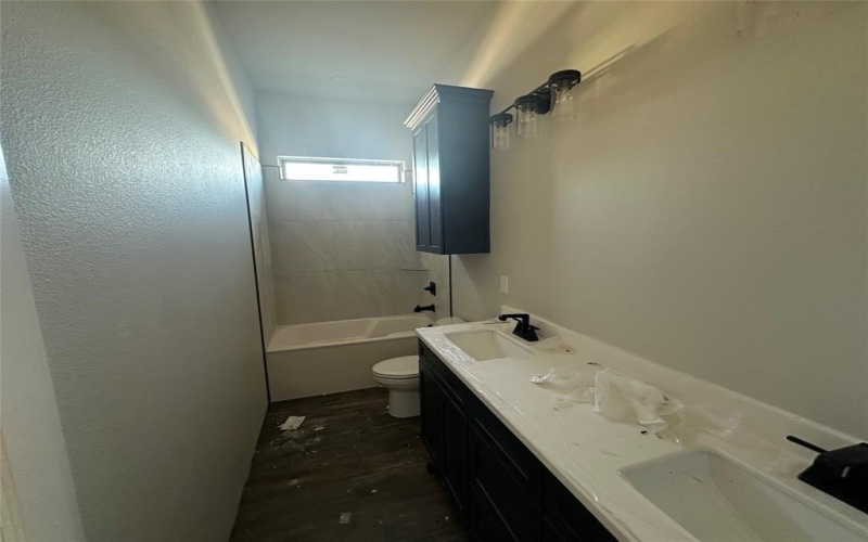 202 Lasso Loop, Lorena, TX 76655, 4 Bedrooms Bedrooms, ,2 BathroomsBathrooms,Residential,For Sale,202 Lasso Loop,0,21094667