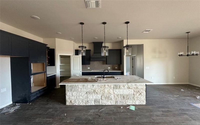 202 Lasso Loop, Lorena, TX 76655, 4 Bedrooms Bedrooms, ,2 BathroomsBathrooms,Residential,For Sale,202 Lasso Loop,0,21094667