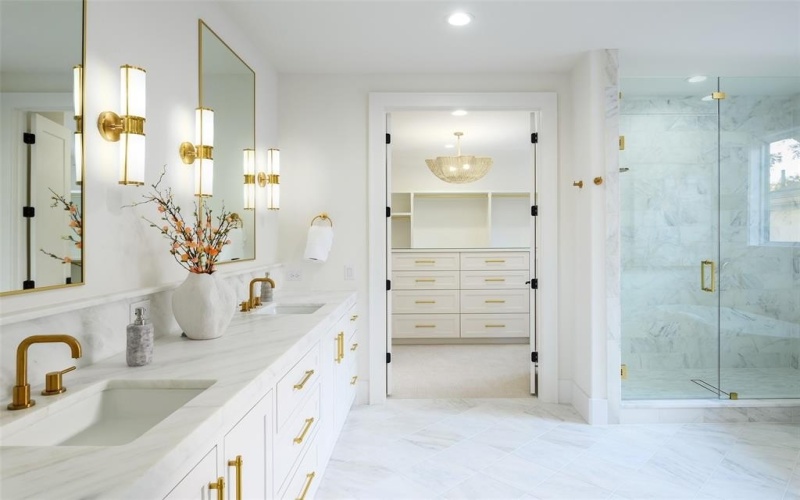 5939 Marquita Avenue, Dallas, TX 75206, 4 Bedrooms Bedrooms, ,5 BathroomsBathrooms,Residential,For Sale,5939 Marquita Avenue,0,21094734