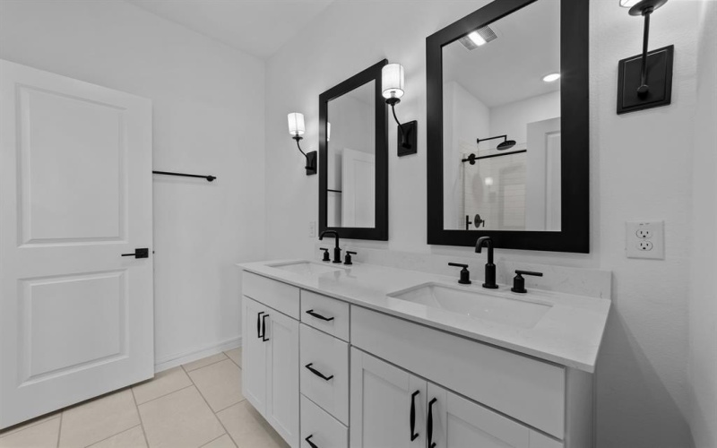 14910 Baikal Drive, Dallas, TX 75253, 4 Bedrooms Bedrooms, ,2 BathroomsBathrooms,Residential,For Sale,14910 Baikal Drive,0,21094820