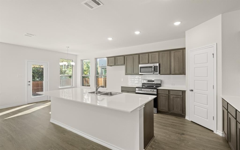 509-511 Mockingbird Lane, Denton, TX 76205, 6 Habitaciones Habitaciones , ,5 BañosBaños,Residential Multi Family,En Venta,509-511 Mockingbird Lane,0,21094844