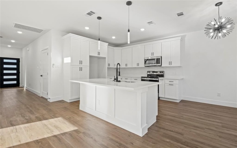 3704 Penelope Street, Dallas, TX 75210, 3 Bedrooms Bedrooms, ,2 BathroomsBathrooms,Residential,For Sale,3704 Penelope Street,0,21094942