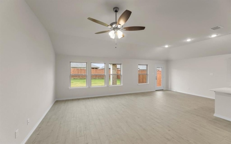 1903 Seminole Drive, Cleburne, TX 76033, 3 Habitaciones Habitaciones , ,2 BañosBaños,Residential,En Venta,1903 Seminole Drive,0,21095156