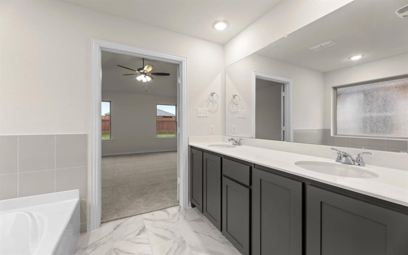 1903 Seminole Drive, Cleburne, TX 76033, 3 Habitaciones Habitaciones , ,2 BañosBaños,Residential,En Venta,1903 Seminole Drive,0,21095156