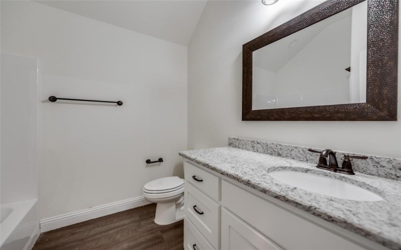 104 Maverick Trail, Valley View, TX 76272, 3 Habitaciones Habitaciones , ,2 BañosBaños,Residential,En Venta,104 Maverick Trail,0,21094183