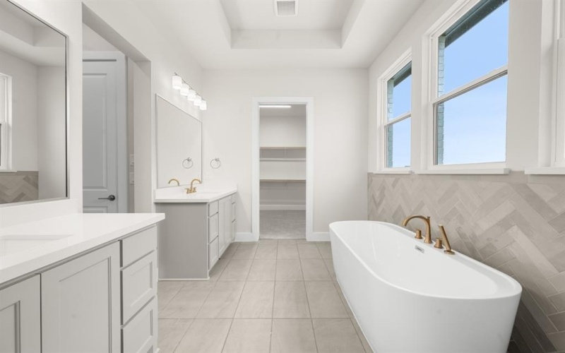 151 Talpin Lane, Maypearl, TX 76064, 4 Bedrooms Bedrooms, ,3 BathroomsBathrooms,Residential,For Sale,151 Talpin Lane,0,21094474