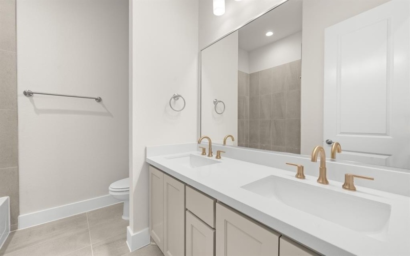 151 Talpin Lane, Maypearl, TX 76064, 4 Bedrooms Bedrooms, ,3 BathroomsBathrooms,Residential,For Sale,151 Talpin Lane,0,21094474