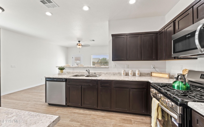 309 Sand Gate Drive, Horizon City, TX 79928, 3 Bedrooms Bedrooms, ,2 BathroomsBathrooms,Residential,For Sale,309 Sand Gate Drive,0,932109