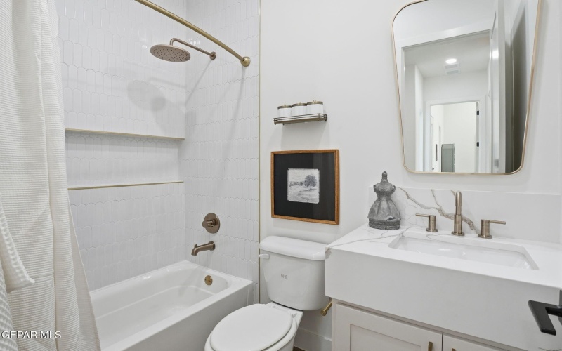 240 Mar Vista Place, Horizon City, TX 79928, 4 Habitaciones Habitaciones , ,3 BañosBaños,Residential,En Venta,240 Mar Vista Place,0,932628