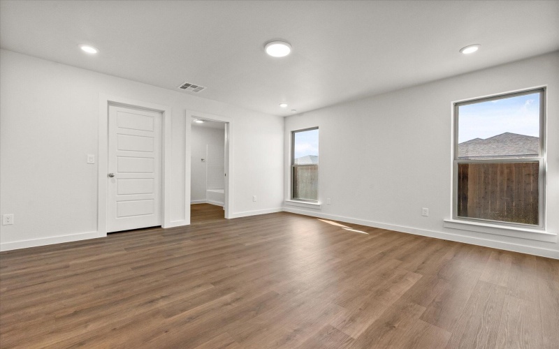 1317 N Chicago Avenue, Lubbock, TX 79416, 3 Bedrooms Bedrooms, ,2 BathroomsBathrooms,Residential,For Sale,1317 N Chicago Avenue,0,202562233