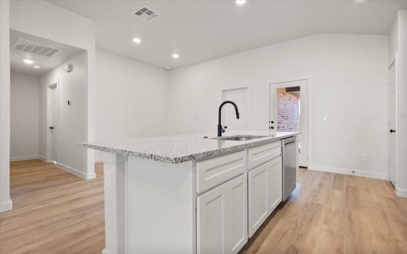 1315 N Chicago Avenue, Lubbock, TX 79416, 3 Habitaciones Habitaciones , ,2 BañosBaños,Residential,En Venta,1315 N Chicago Avenue,0,202562234