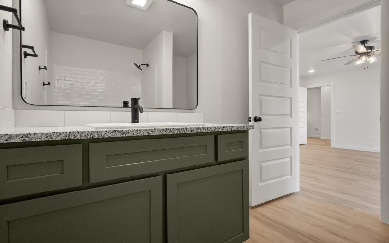 2018 Cottonwood Avenue, Wolfforth, TX 79382, 3 Habitaciones Habitaciones , ,2 BañosBaños,Residential,En Venta,2018 Cottonwood Avenue,0,202562259