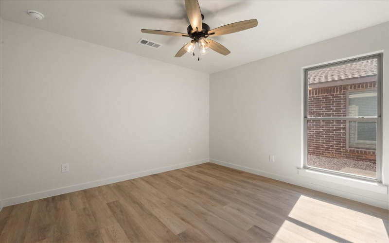 2018 Cottonwood Avenue, Wolfforth, TX 79382, 3 Habitaciones Habitaciones , ,2 BañosBaños,Residential,En Venta,2018 Cottonwood Avenue,0,202562259