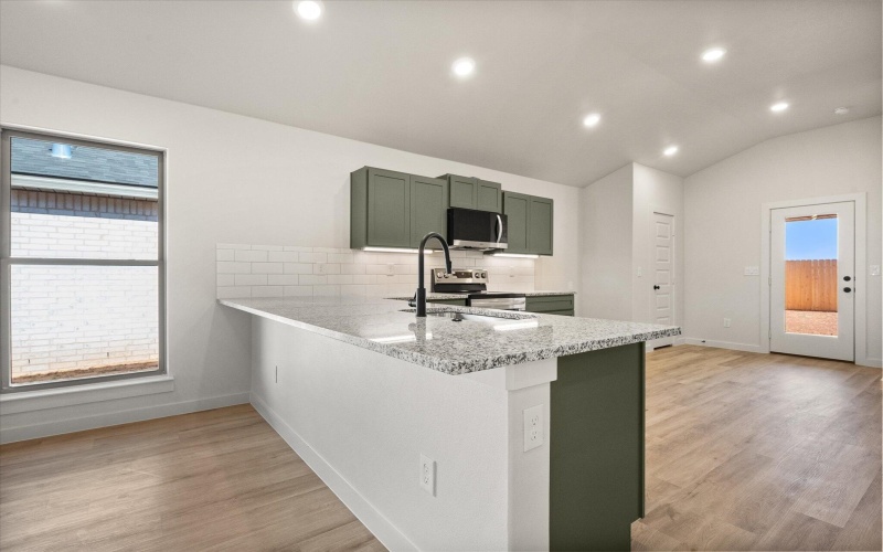 2018 Cottonwood Avenue, Wolfforth, TX 79382, 3 Habitaciones Habitaciones , ,2 BañosBaños,Residential,En Venta,2018 Cottonwood Avenue,0,202562259